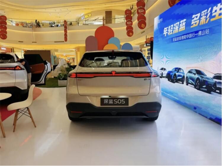 绿色科技新篇章 深蓝超级增程中国行——佛山站圆满收官