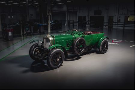 宾利Speed Six客户车型实现94年来首次交付Blower车型完成24小时