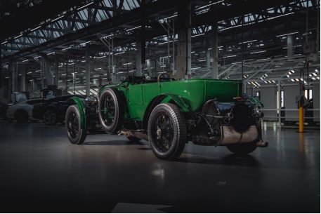 宾利Speed Six客户车型实现94年来首次交付Blower车型完成24小时