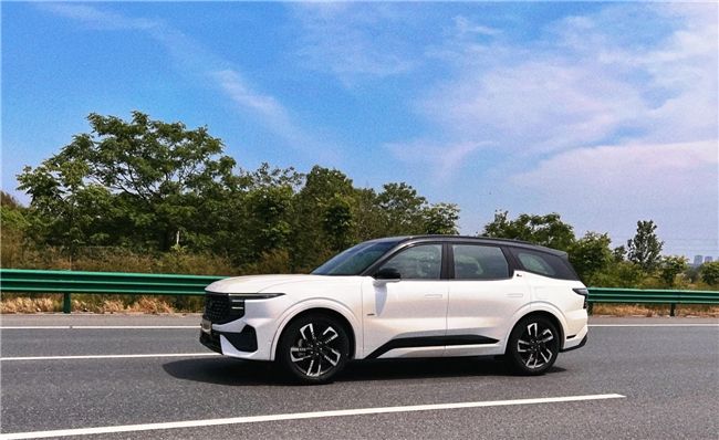大七座SUV能有多扛造5月16日锐界L“开不坏的大马力E混动”杀疯了