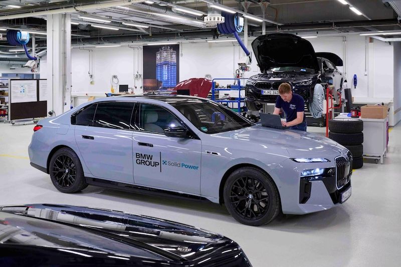 BMW i7测试车正式启动道路实测 全球首搭全固态电池
