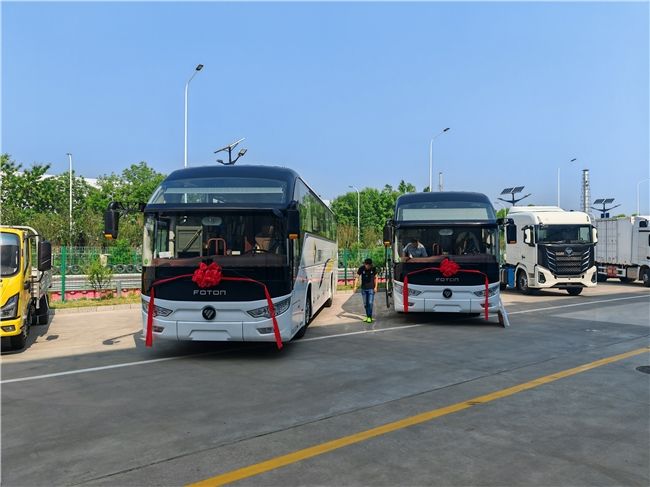 辉耀品质旅途畅顺丨福田欧辉BJ6122城间客车批量交付云南旅顺旅游