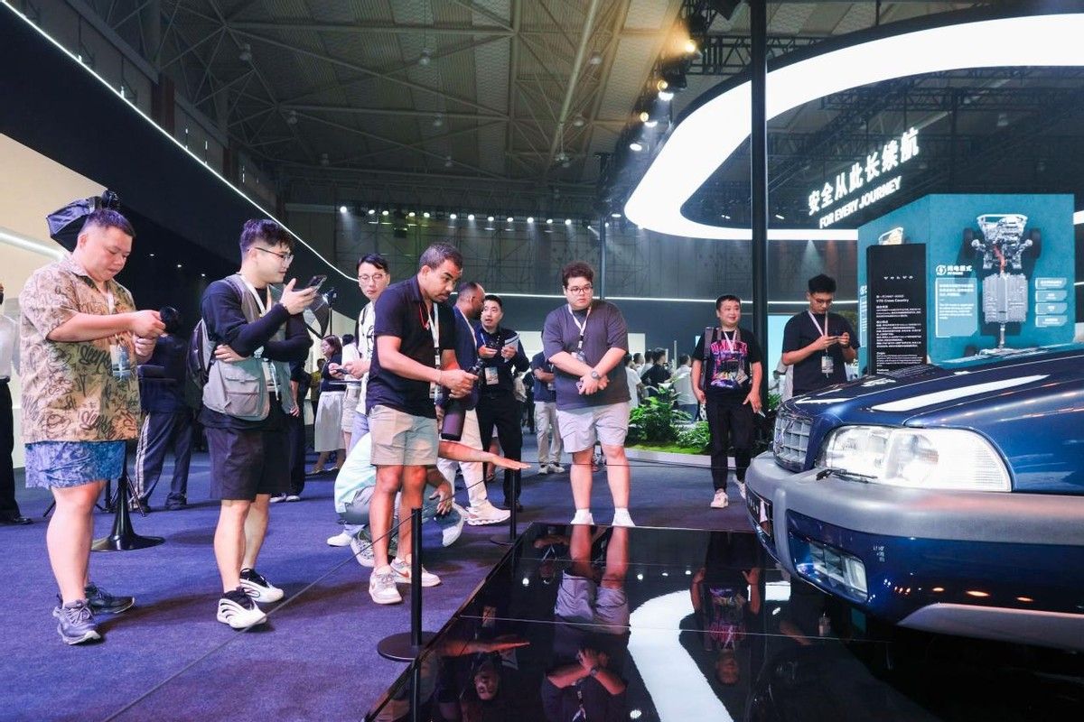 沃尔沃全新XC70预售价29.99万元起,安全口碑带动订单激增