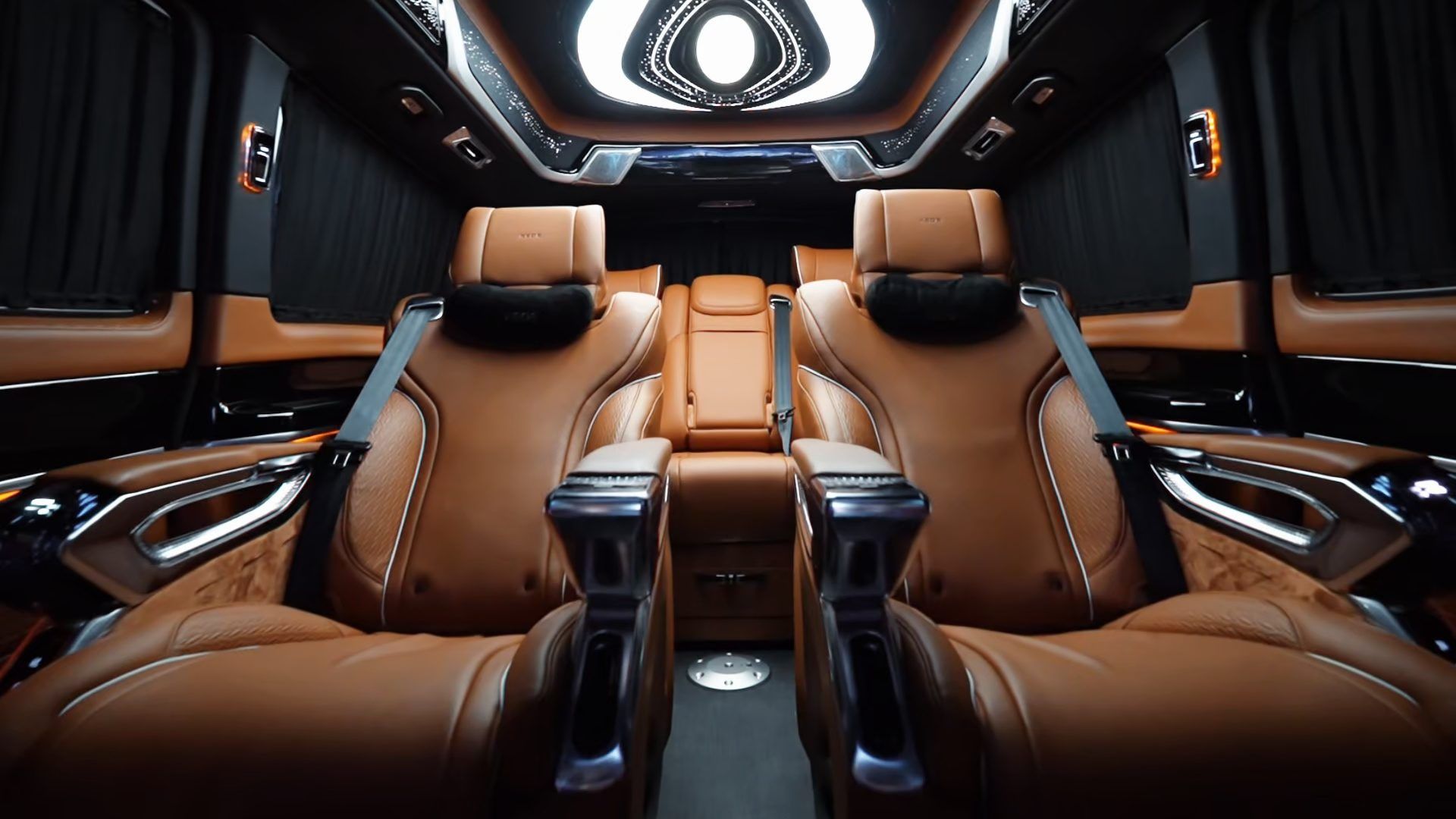  移动的会客厅，不止于尊贵——克蒂山川，重新定义高端出行