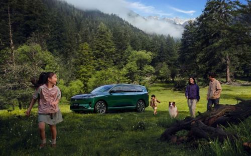 给老人小孩专属守护！2026款东风奕派eπ008，家用新能源六座SUV