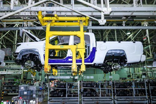 从一辆车到一座城第十万辆金刚炮整车下线见证荆门区域产业升级