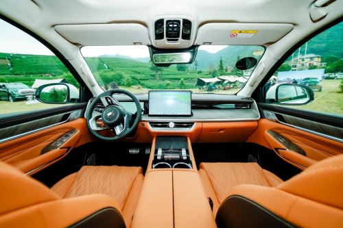 杭城驰骋 智驭双境,全新坦克500城野探享家全能启航