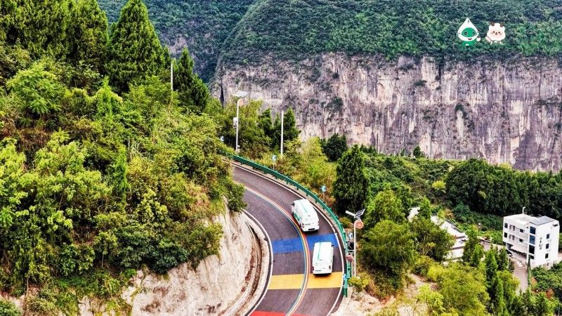 地上铁“一路简而有道”新能源物流叩开乡村高质量发展新模式大门