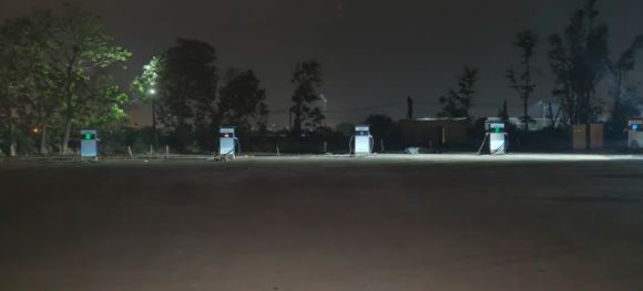 液冷终成过去式特斯拉储能弃用液冷，电王自然散热充电桩引领未来