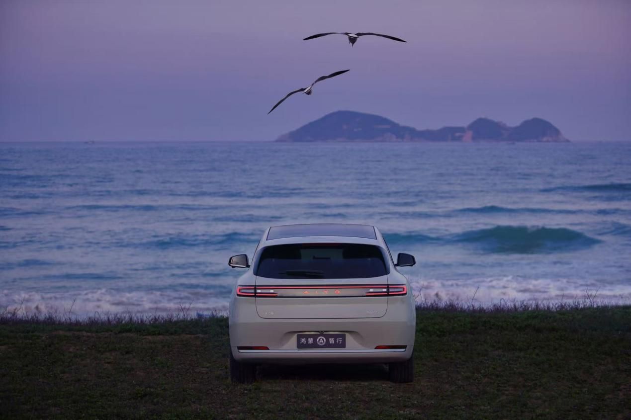 拒绝辅助驾驶“期货”！ 问界新M5 Ultra对比Model Y谁更香？