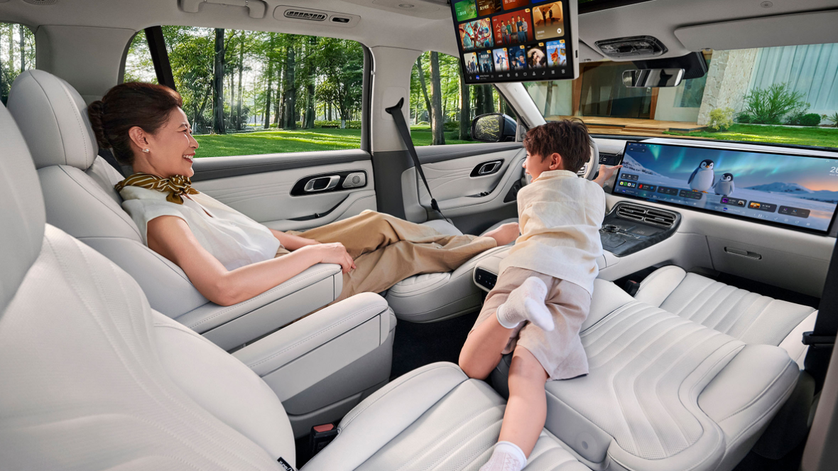 2025家庭用户首选？四款高续航中大型混动SUV深度解析