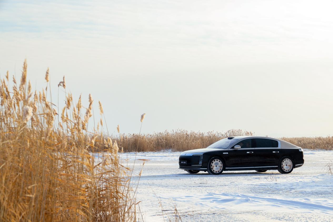 尊界S800如何用智能安全与舒适科技护航冬季旅程？