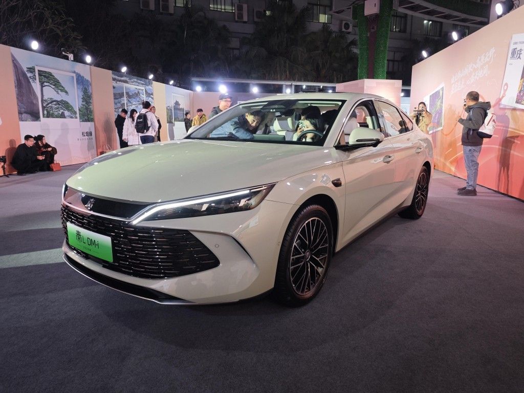 中杯价格超大杯快乐 秦家族长续航版双车上新