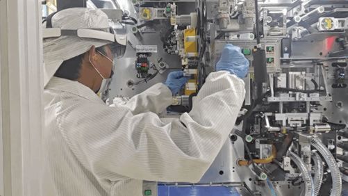 全球首个圆柱电池灯塔工厂！  亿纬锂能树立智能制造新标杆