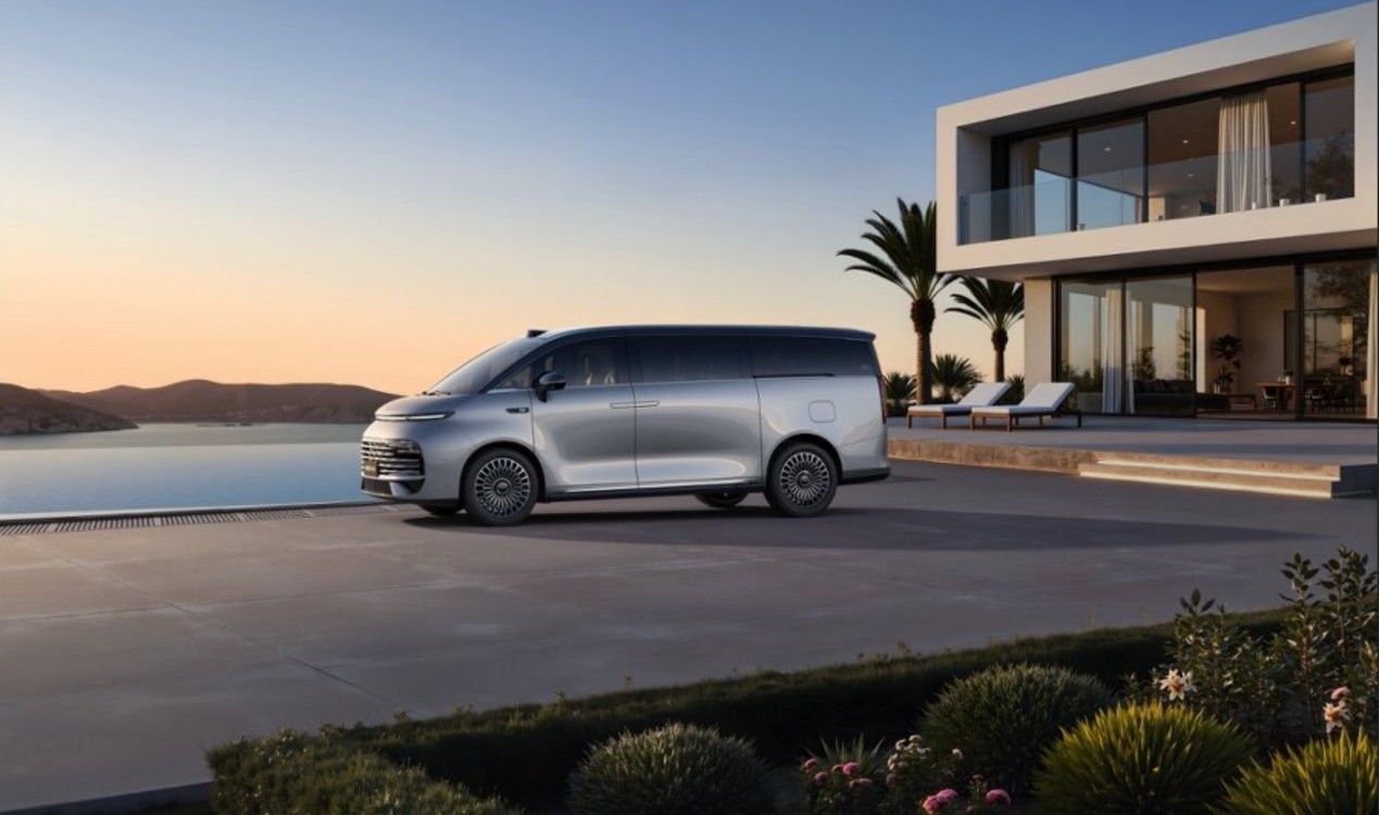 限时指导价26.98万起 吉利银河V900正式上市