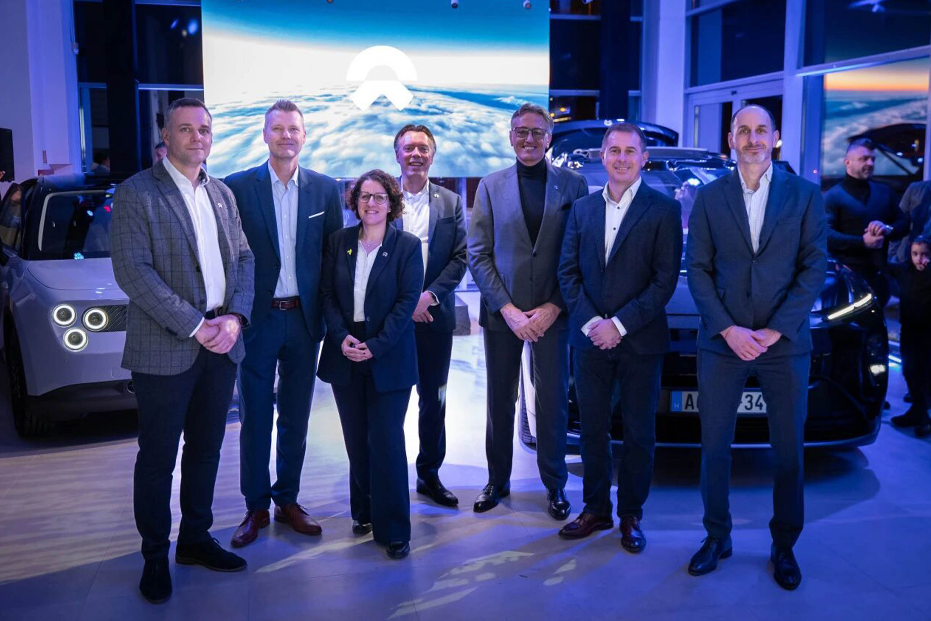 蔚来匈牙利首家国家总代理门店在布达佩斯开业