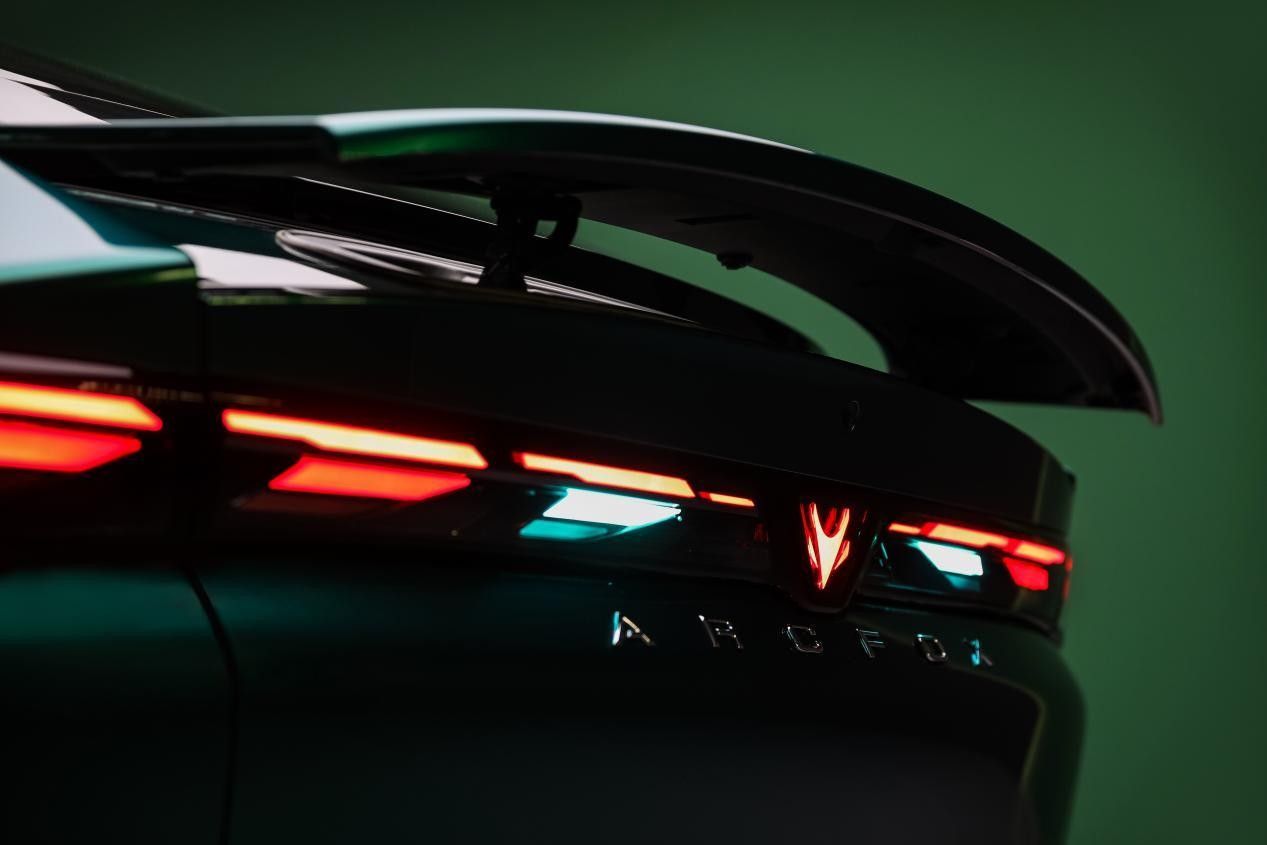 3月1日预售 全新阿尔法S5整车19扬+零重力座椅配置曝光