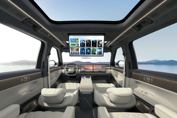 上汽大众发布ID. ERA 9X内饰：氛围灯全长12.8米