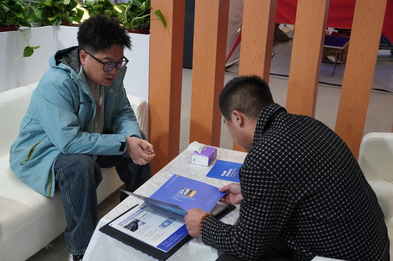 媒体探营：2026清远马拉松开赛，吉利博越REV抢先亮相