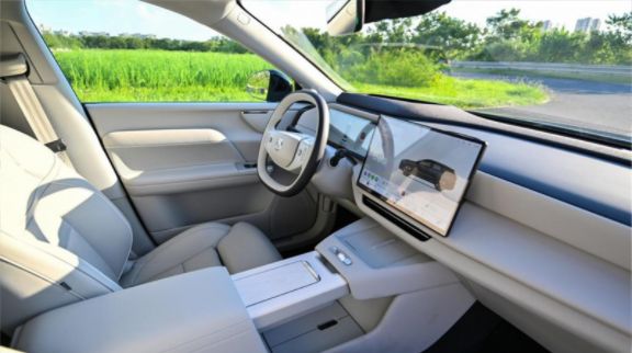 累计14199辆热销!沃尔沃全新XC70承包家庭多元出行