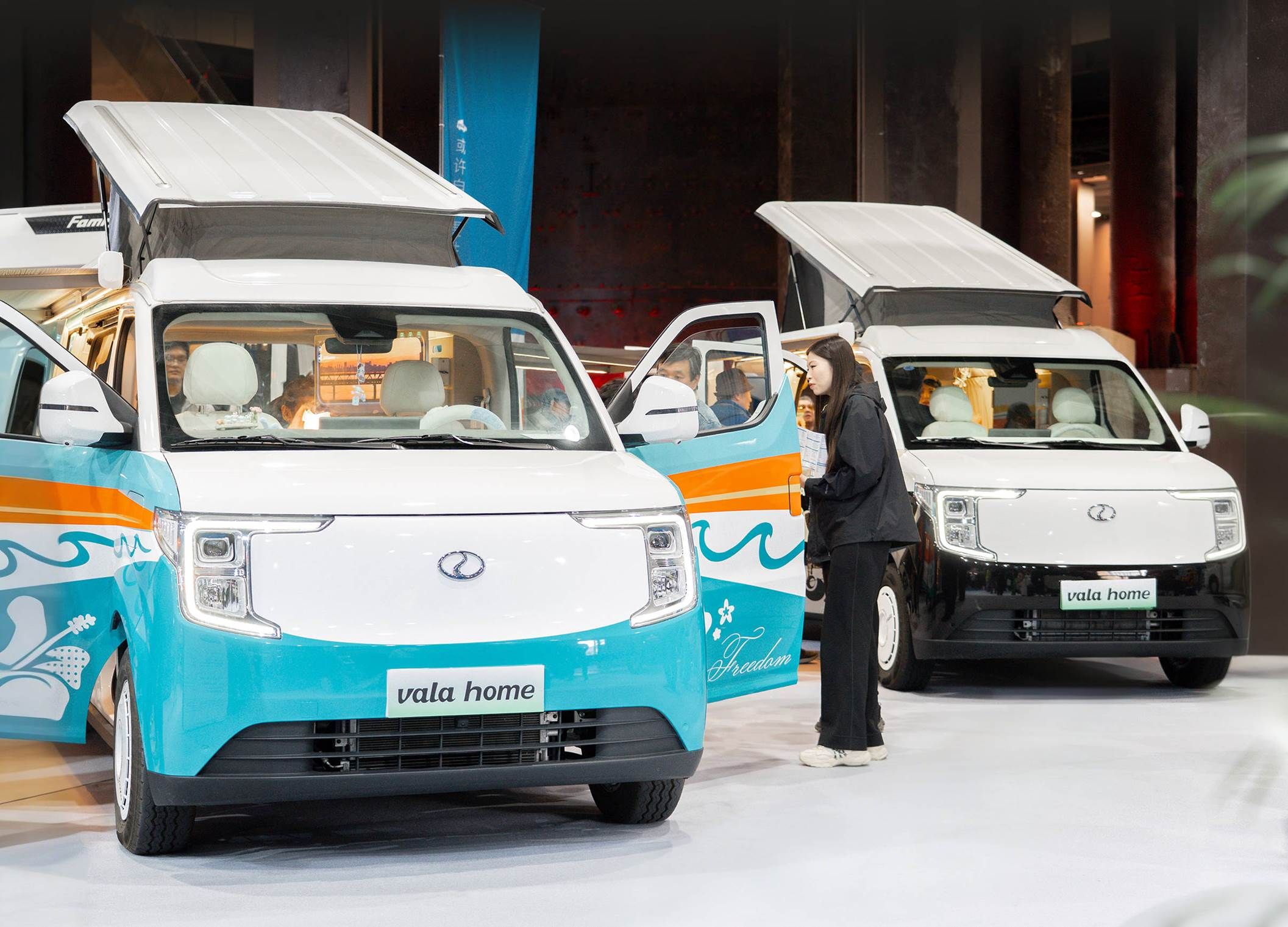 牧野星河亮相第27届北京国际房车展原厂房车时光19.99万起预售