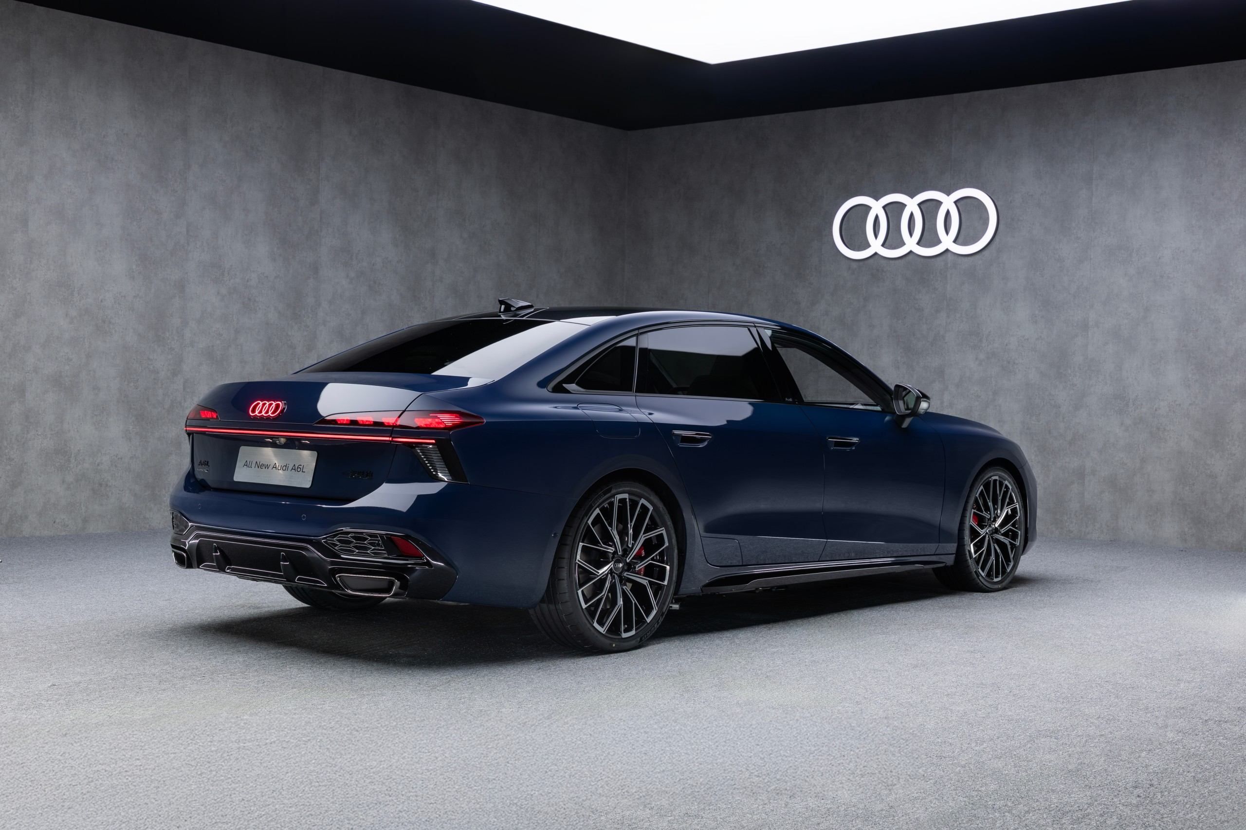 全新奥迪A6L将于3月25日上市,预售价32.3万元起