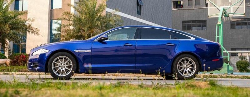 00后车主成主力，2026年改色膜选彩色车衣才是新潮流