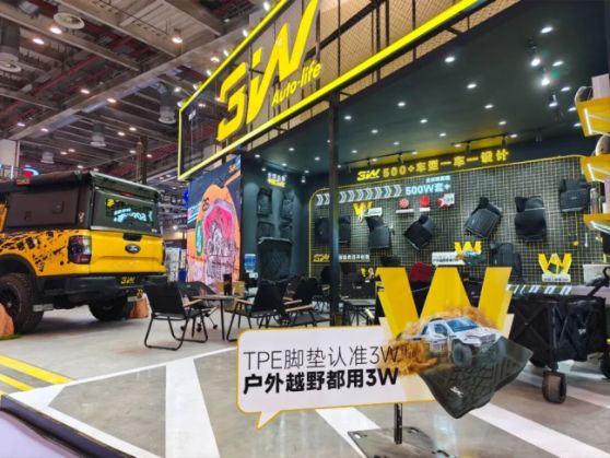 韩魏车队达喀尔原版赛车空降3W展台，带你零距离感受达喀尔拉力赛