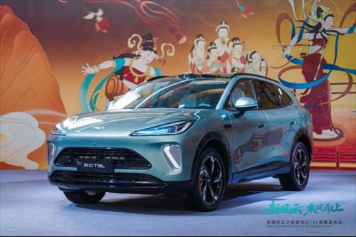 风云T9L×敦煌画院正式公布千年色彩“鸣沙翠”