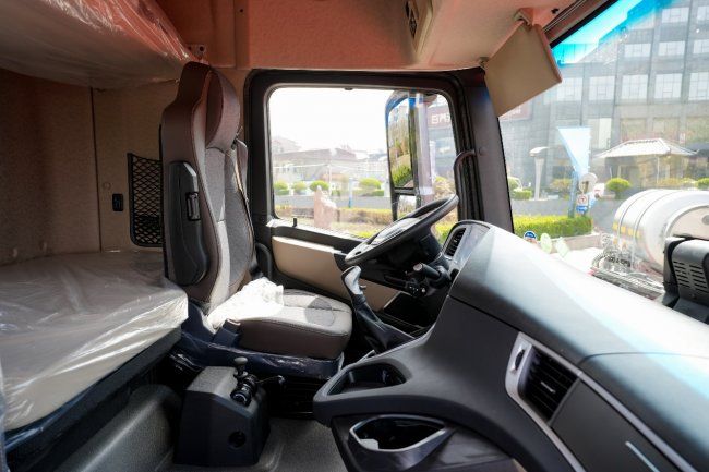 让资源运输更高效，欧曼星辉动力14L燃气车重塑运营新范式