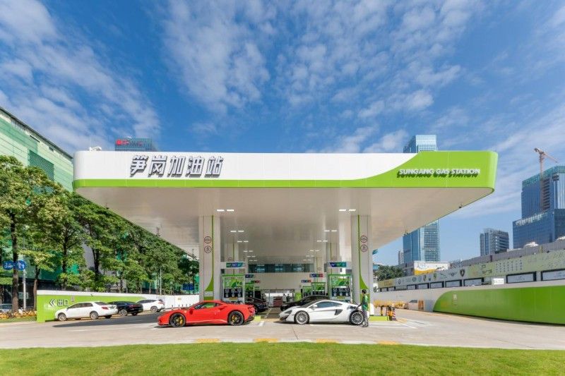 巴斯夫团队到访笋岗加油站赋能品质出行