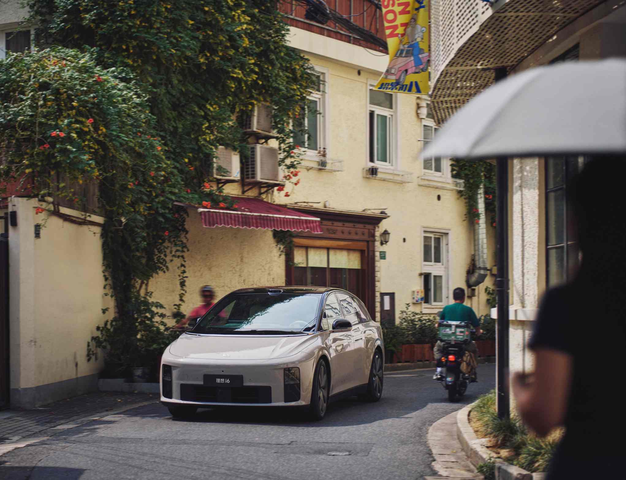 20-30万纯电中大型SUV横评：这四款五座车型，谁更懂家庭用户？