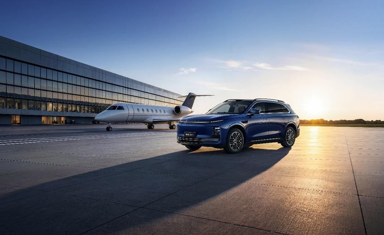 星途EX7私享 “陆上专机” 19.99万元起