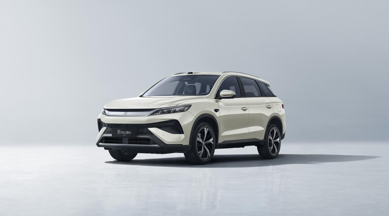 比亚迪宋Pro DM-i 飞驰版把220km 插混SUV打入9万级