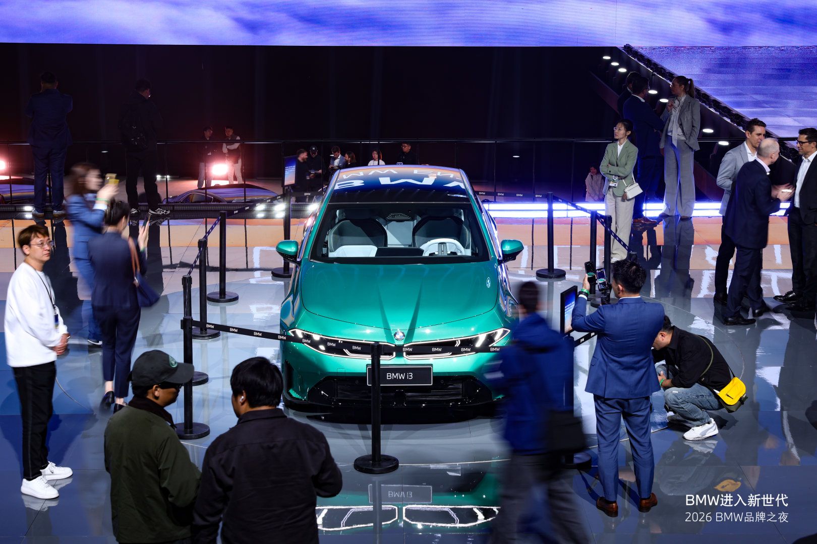 新世代BMW i3长轴距版亮相，续航超1000公里
