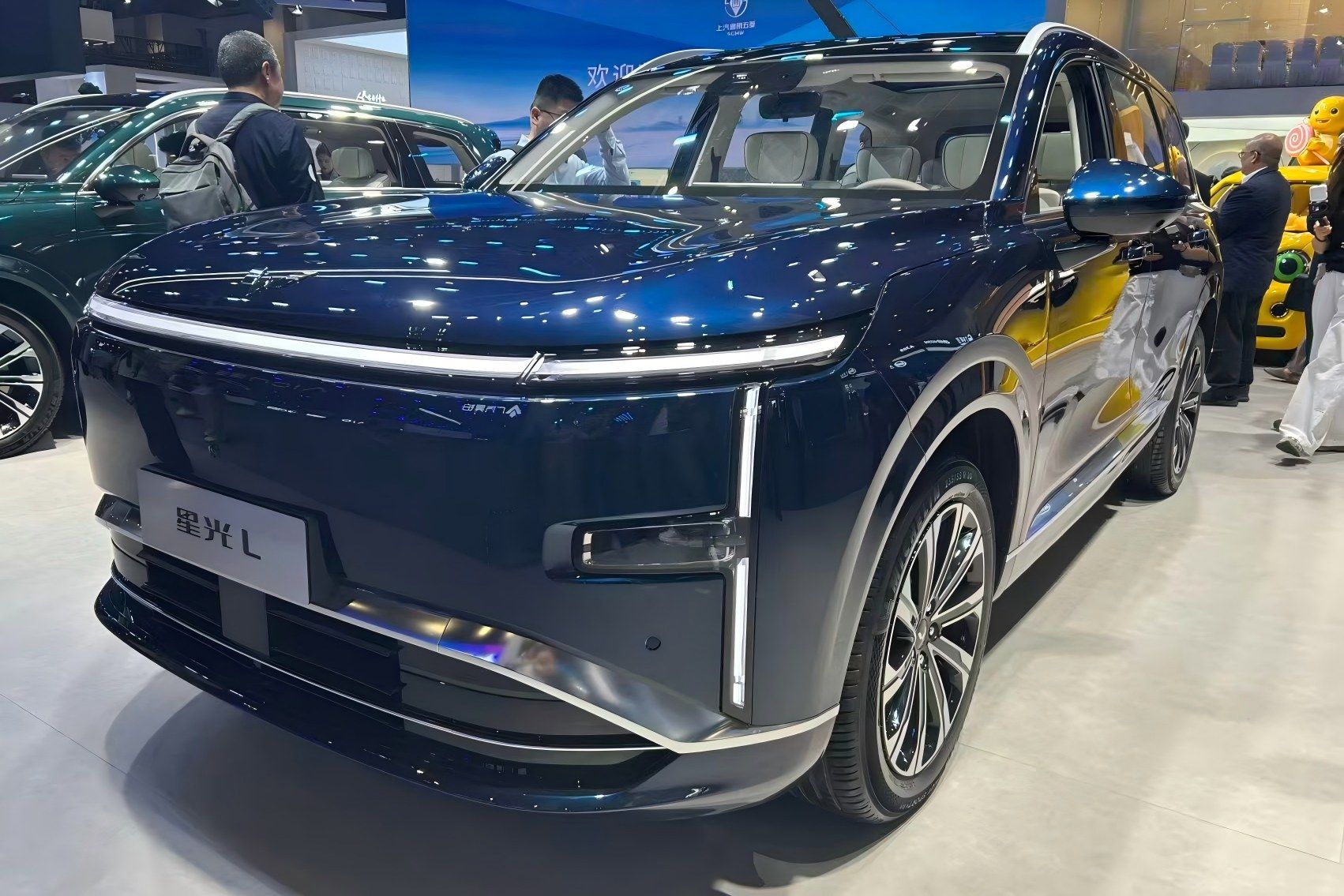 2026北京车展：五菱星光L亮相，定位长续航大六座SUV