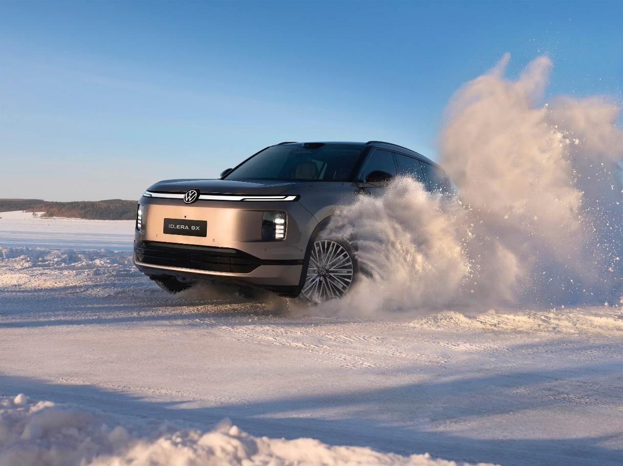 限时权益价29.98万-34.98万 ID. ERA 9X北京车展上市