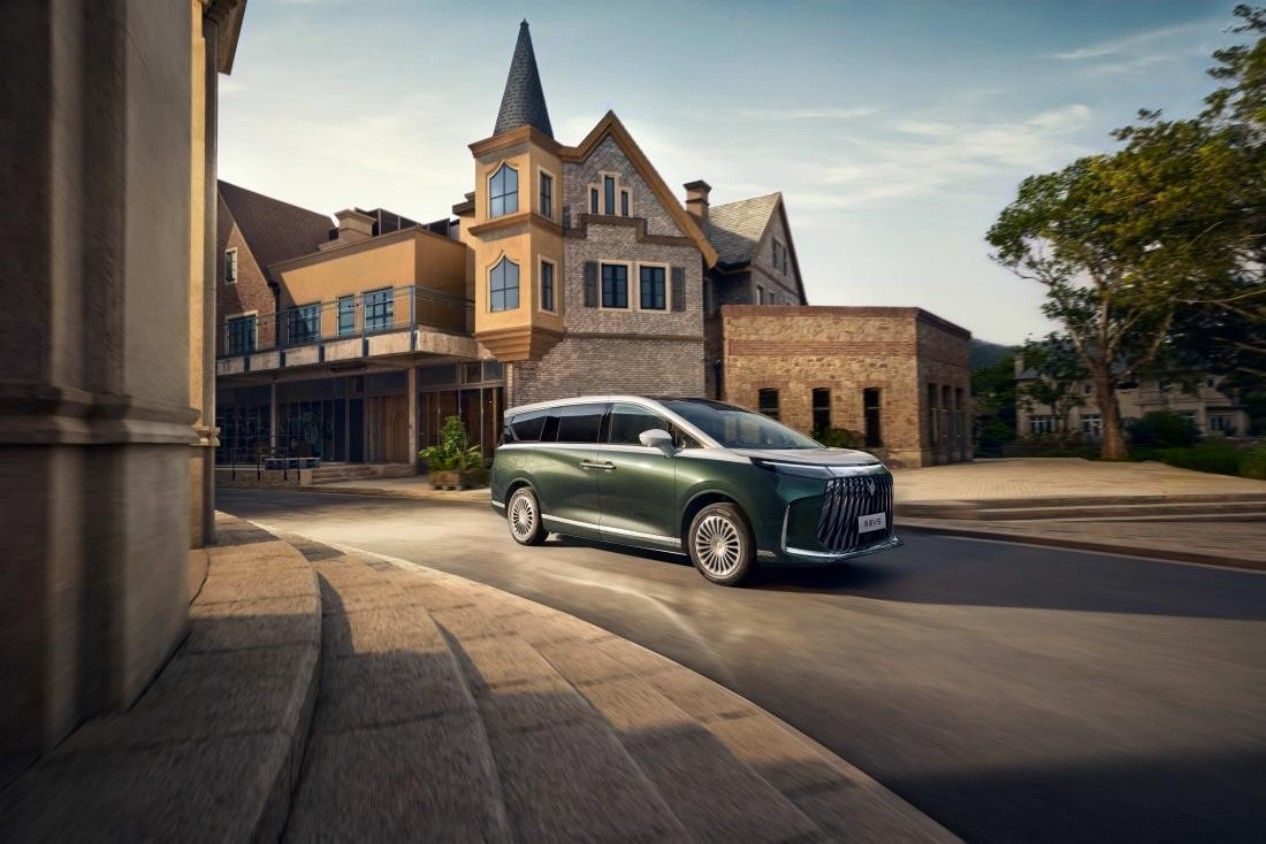 听到价格我都懵了 问道V9全域舒享21.99万起？