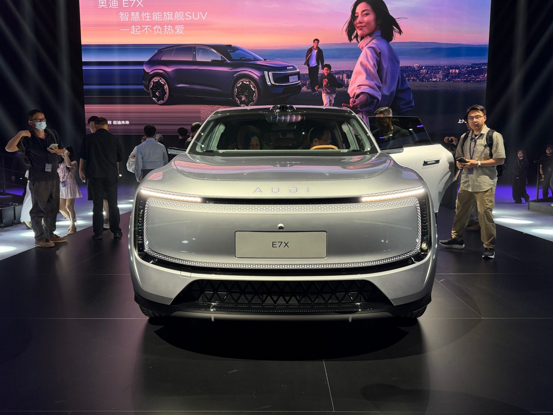 奥迪E7X开启预售,推5款车型/限时28.98万元起
