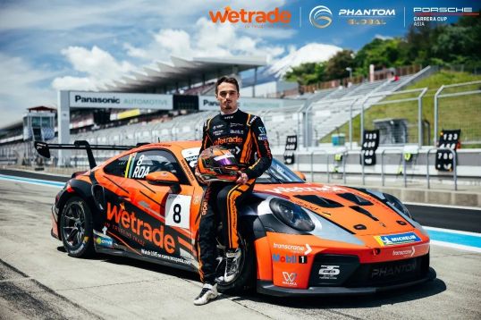 WeTrade 8 号赛车领跑富士站,持续霸榜 PCCA 争冠梯队