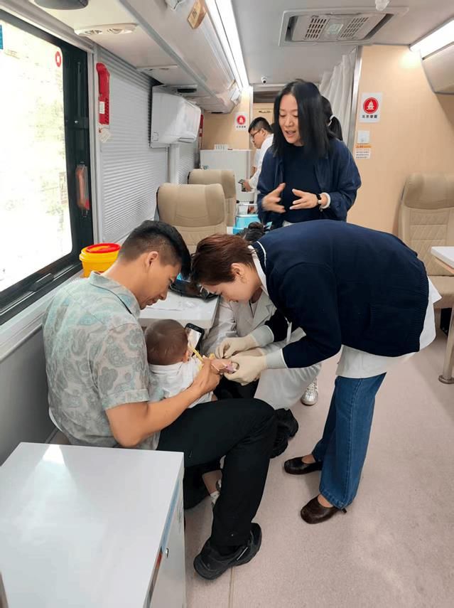 北汽福田移动诊疗车扎根和田基层，让优质医疗服务直达乡村一线