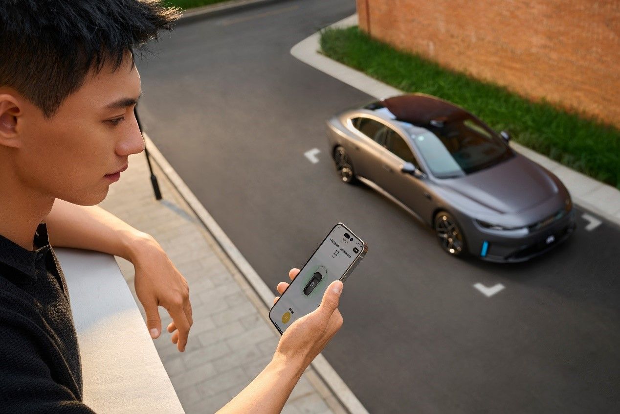 全新smart精灵6号上市，限时权益价17.79万起