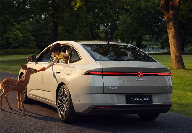还担心电车续航、油车费油？ID.ERA 5S续航超2000km，给出更优解