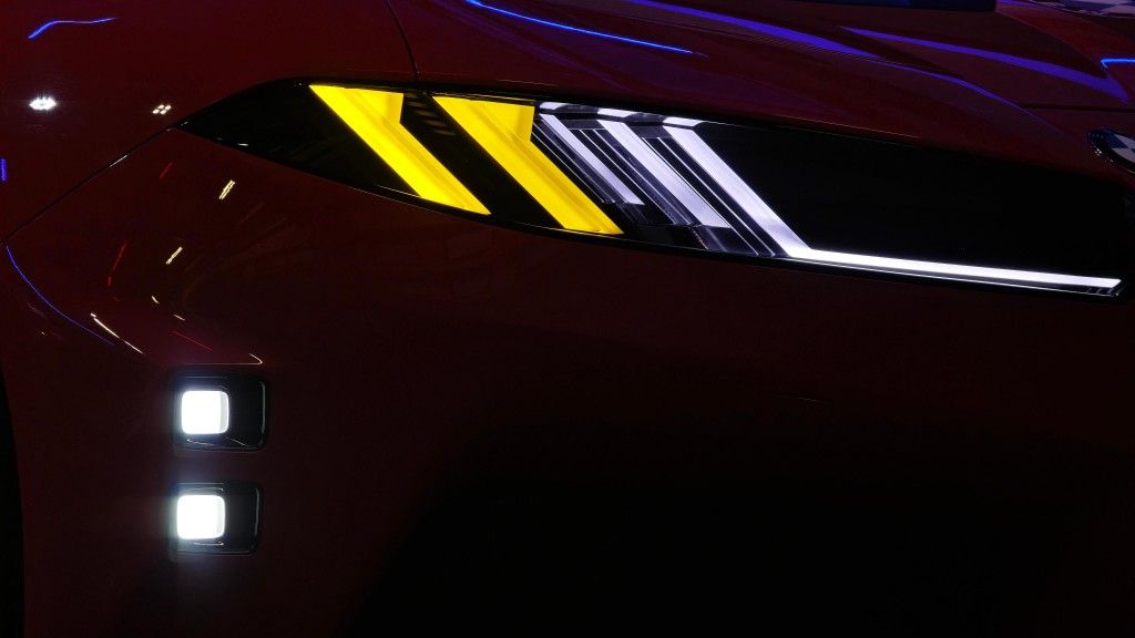 BMW M 新世代概念车亮相  “帅”的背后都是对性能的需求