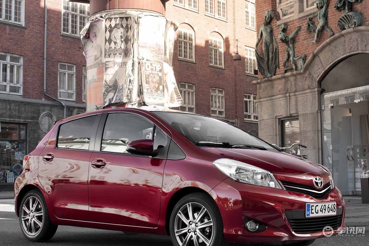 丰田-雅力士(进口)-混动基本型-车型图片播放-车讯网chexun.com