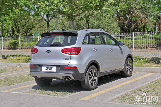 起亚kx3傲跑