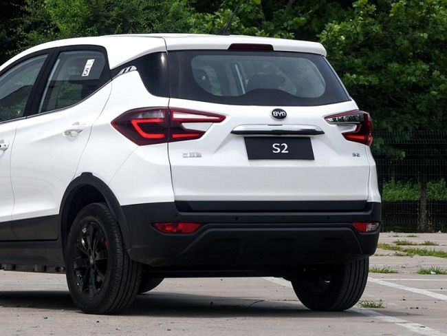 新能源也变得便宜了 感受比亚迪纯电suv s2