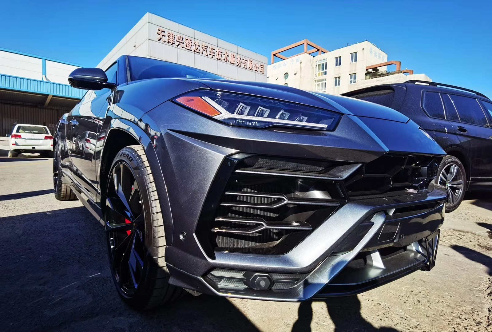 车市行情兰博基尼urus地表最快suv出售