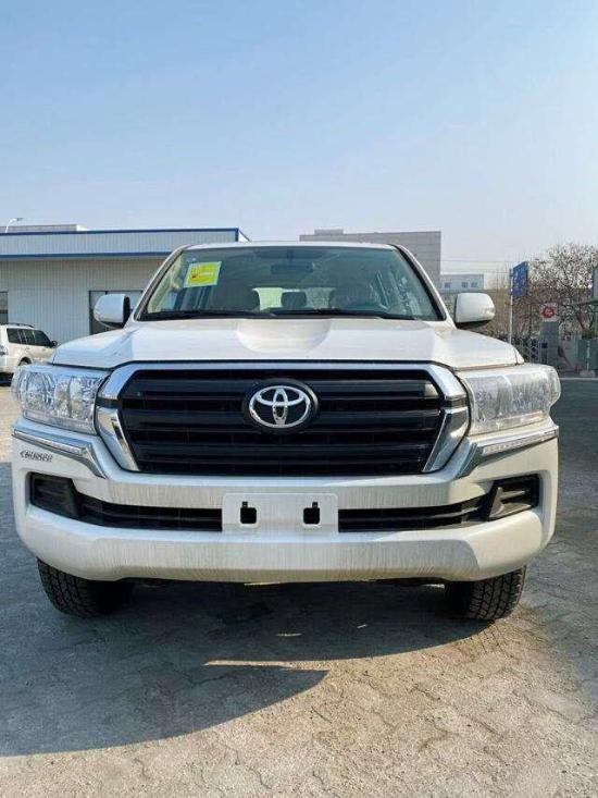 2020款丰田酷路泽4000 随意穿越沙漠草原