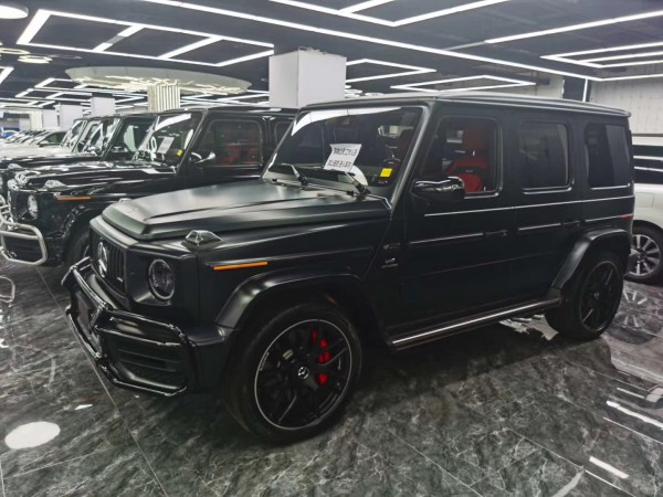 20款美规磨砂黑奔驰g63配置高于中规先行